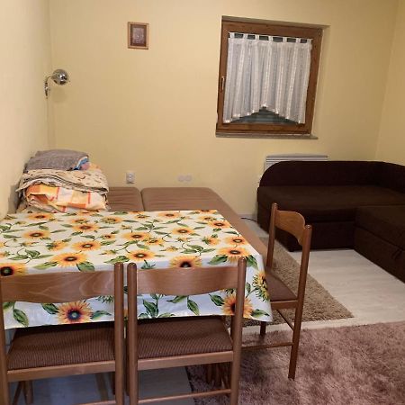 Apartments Vanja ヤホリナ エクステリア 写真